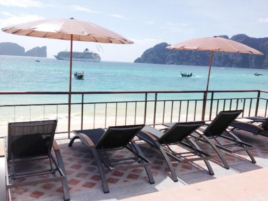 Phi Phi Long Beach Resort & Villa Екстериор снимка