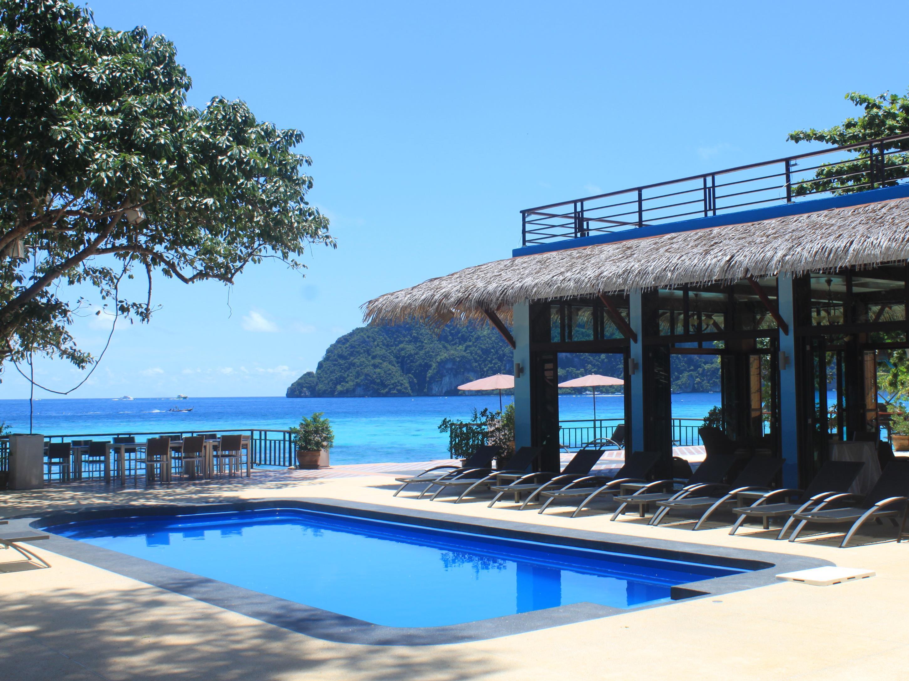 Phi Phi Long Beach Resort & Villa Екстериор снимка
