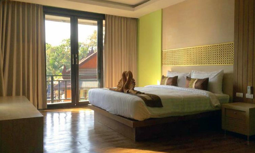 Phi Phi Long Beach Resort & Villa Екстериор снимка